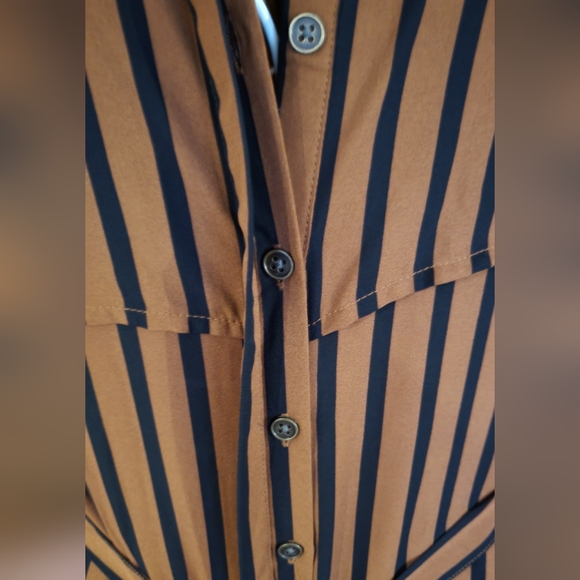 Button up orange stripe dress - Picture 5 of 5